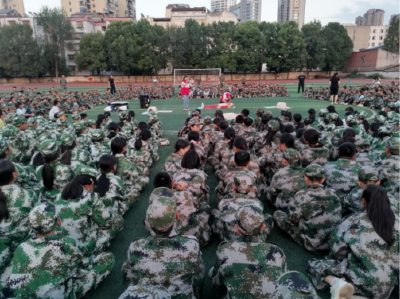 房县红十字会开展“世界急救日”主题宣传 暨应急救护培训进校园活动