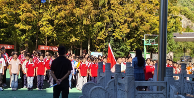 野人谷学校：举行“铭记历史 勿忘九一八”主题活动