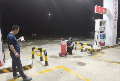 中坝乡：绷紧“安全弦” 把好“节前关”--房县中坝乡开展中秋节前安全大检查 