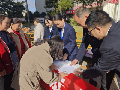 房县自然资源和规划局：秉持“三心” 全力化解“老难题”