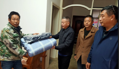 尹吉甫镇：走访关爱特殊群体 兜紧兜牢民生底线