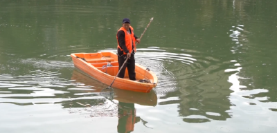 全面清理河道垃圾 擦亮河道“绿美颜值”