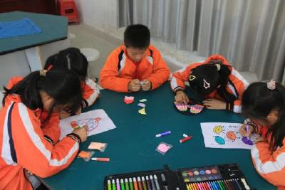 九道乡咸水东风希望小学开展“快乐立冬”主题教育