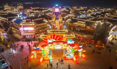 习近平接见全国离退休干部先进集体和先进个人受表彰代表