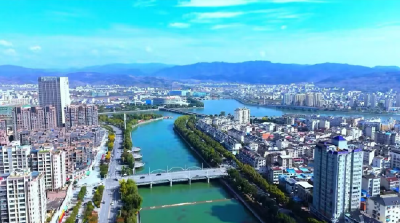 县卫生健康局学习贯彻县委十五届六次全会精神