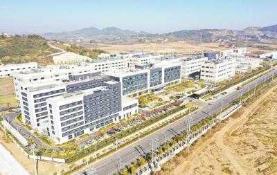 房县纪委监委 节前廉政提醒 敲响纪律警钟