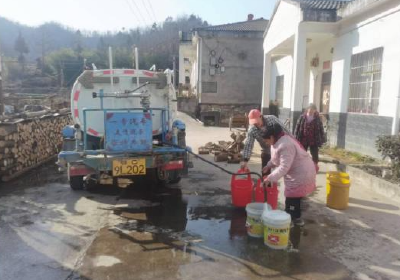 万峪河乡：“远水解近渴  幸福过大年”