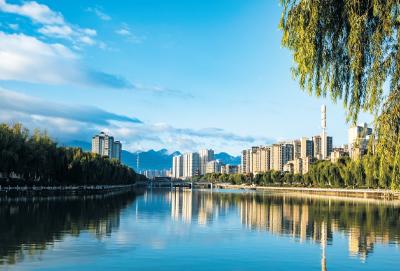 千里房县 文明闪耀——2024年房县创建全国文明城市工作综述