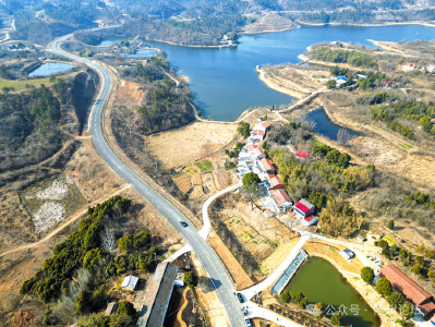 一群人⇋一座城