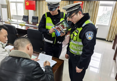 青峰镇：守护“橙衣侠” 筑牢环卫安全防线