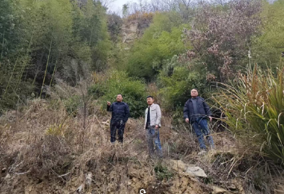 房县自然资源和规划局： 开展地灾隐患排查 筑牢群众安全防线