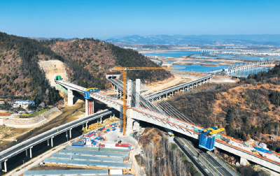 牢记嘱托 建成支点︱奋楫争先！长江日报四论“龙头武汉”