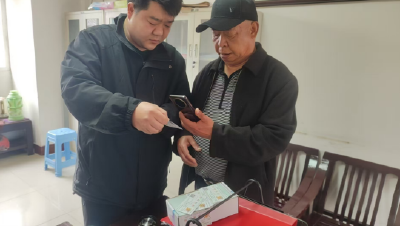房县人社局：创新推出”退休人员温馨服务卡”
