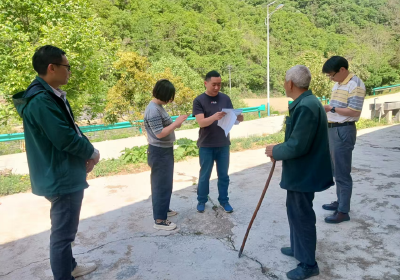 野人谷镇：筑牢民生底线 守护养老钱袋子 