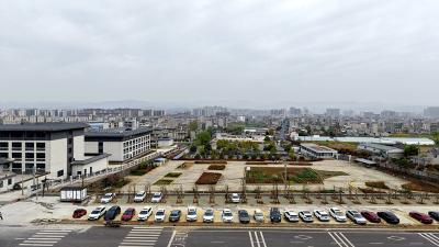 牢记嘱托 建成支点·一线调研 | 架梯子摘星星 小池镇域经济的“双百亿”路径