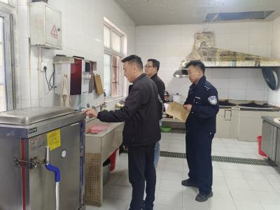 姚坪乡：筑牢福利院防火墙  拧紧消防“安全阀”