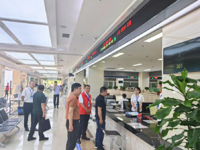 房县人社局：深化作风建设 擦亮为民底色