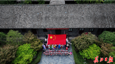 4届蝉联全国文明城市称号，英雄城市续写新篇章丨德耀江城