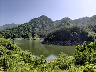 人情新风拂山乡 ——房县青峰镇创建“全国文明村镇”纪略