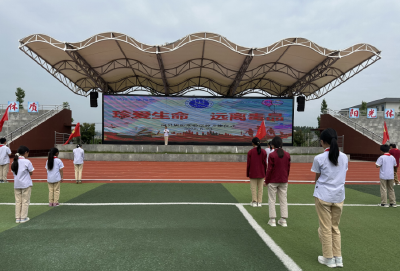 房县思源实验学校：守护青春不“毒”行  禁毒教育正当时