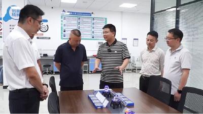 聚焦干部素质提升年 | 躬身做讲解 服务接地气——荆门市科技局干部换位服务激活企业创新动能