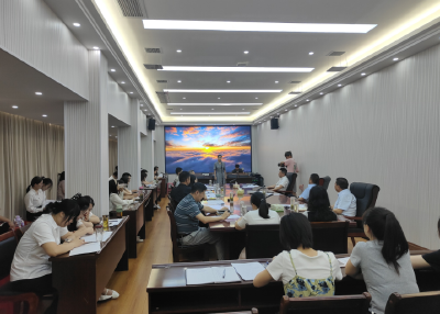 县人社局：提素质 转作风 凝聚发展之力 强本领 优服务 服务支点建设