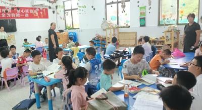 军店镇：多方合力点亮求学路 中村贫困学生获精准帮扶