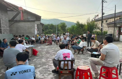 房县中坝乡卫生院：安全课程进村居 唠进乡亲心坎里