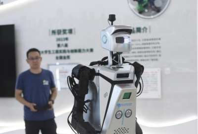 省委十二届十次全会精神激励武汉党员干部鼓足干事创业精气神，提能善为，奋力在当好支点龙头中建功立业