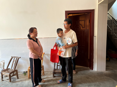 红塔镇：暑期慰问显温度  筑牢儿童成长“保障网”