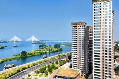 - 首投320亿元后 今年追投50亿元 宜昌邦普加速布局新能源电池全产业链