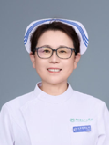 37年坚守护理一线 躬身力行树榜样