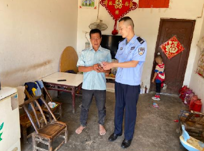 军店派出所：“三个提升”齐发力 抓好户政服务质量