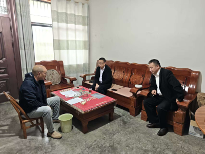 红塔镇：用心用情用功 化解信访“心结”