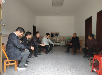 姚坪乡：重阳慰问暖人心 真情祝福敬功臣