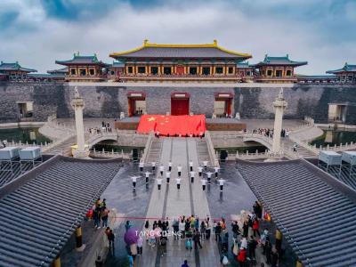 追光的你丨中国的明天必将更加美好