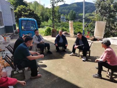 大木厂镇：“四百活动”践初心 “五访五看”砺作风