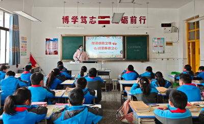 房县思源实验学校：厚泽感恩之情 润泽美德之心