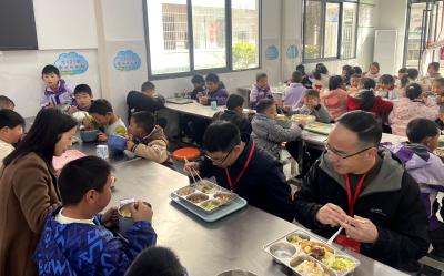 门古寺镇“两代表一委员”进校园筑牢食品安全防线