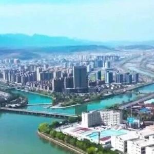 白鹤学校：开展学生食品安全应急演练