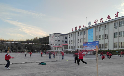 这一束微光 可穿越河山