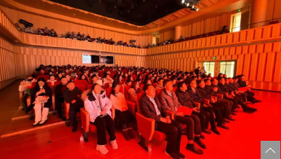 珞珈山与大别山的“精神对话”：一堂音乐党课让红色基因代代相传