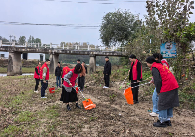 化龙堰镇：全民参与共绘美丽乡村新图景