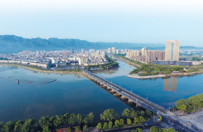 学习新语·展望“十五五”｜锚定推动高质量发展这个主题