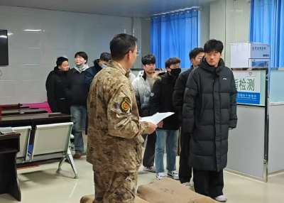 军店镇：严把应征青年初检关  为强军输送优质兵员