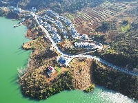 堵河绕姚坪，山水自成画。