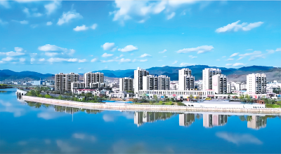 余珂在参加市六届人大五次会议房县代表团审议时强调：锚定目标加压奋进 争当示范突破发展