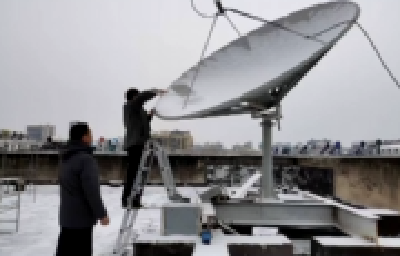 县融媒体中心：扫冰除雪保信号畅通