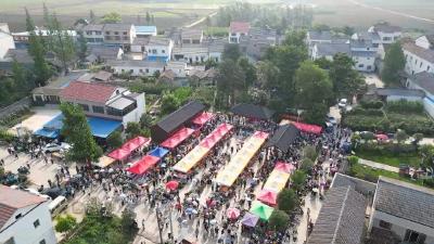 “八角赶大集”何以火出天际？