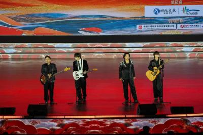 “空壳村”逼出“金点子”